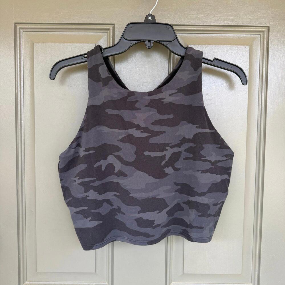 Athleta Conscious Crop Printed Camo Top‎ Large